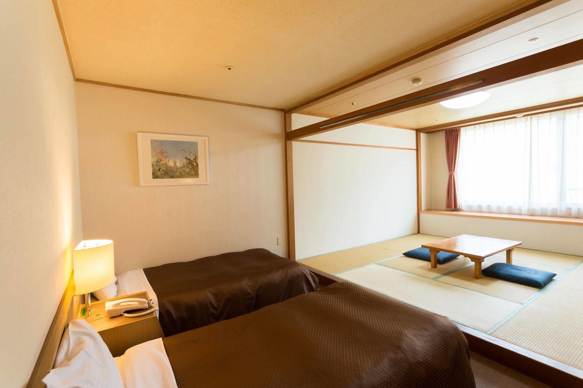 Washigatake Kogen Hotel Rainbow Gujo Exterior foto